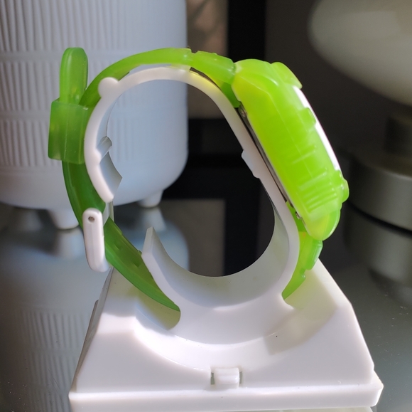 Green Jelly Style Prestige Medical Watch For Nurse - Picture 3 of 11